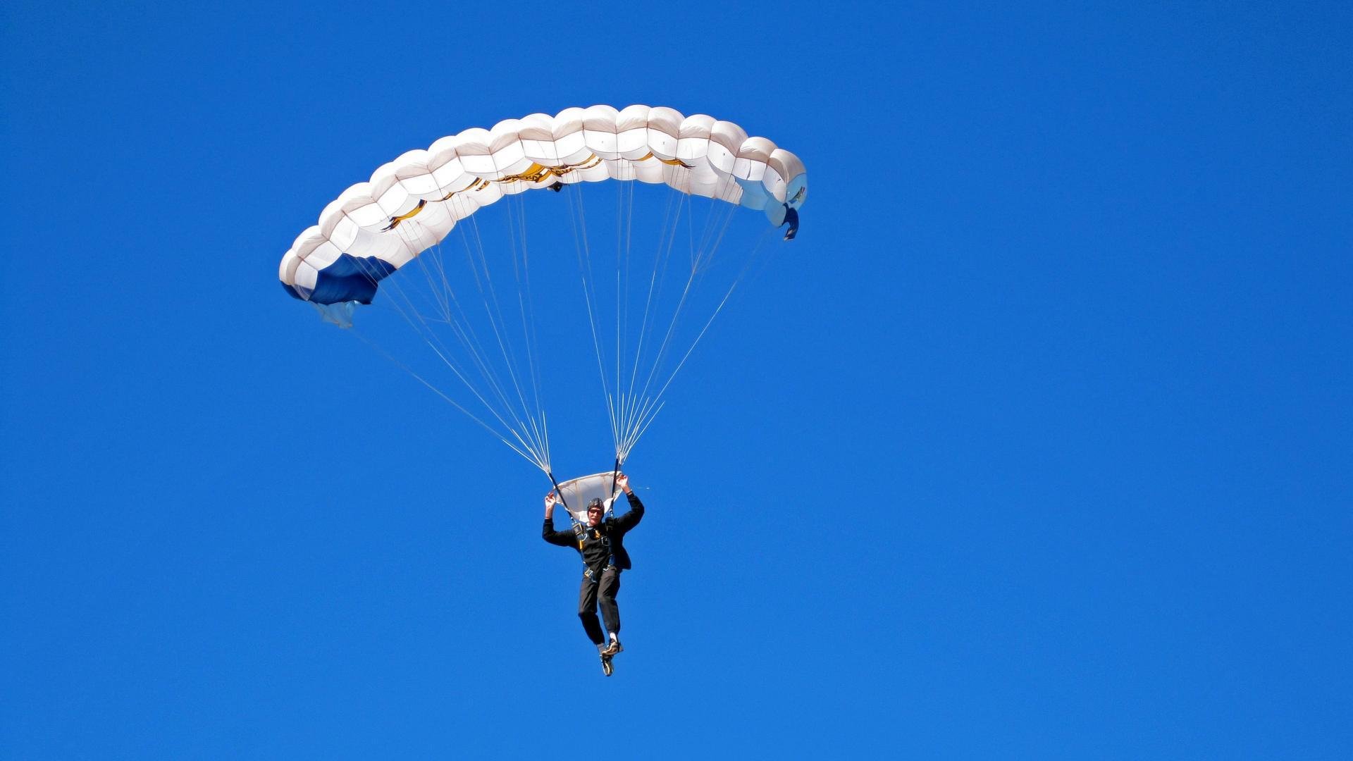塔图姆个人能力完全展现,广厦队力克骑士