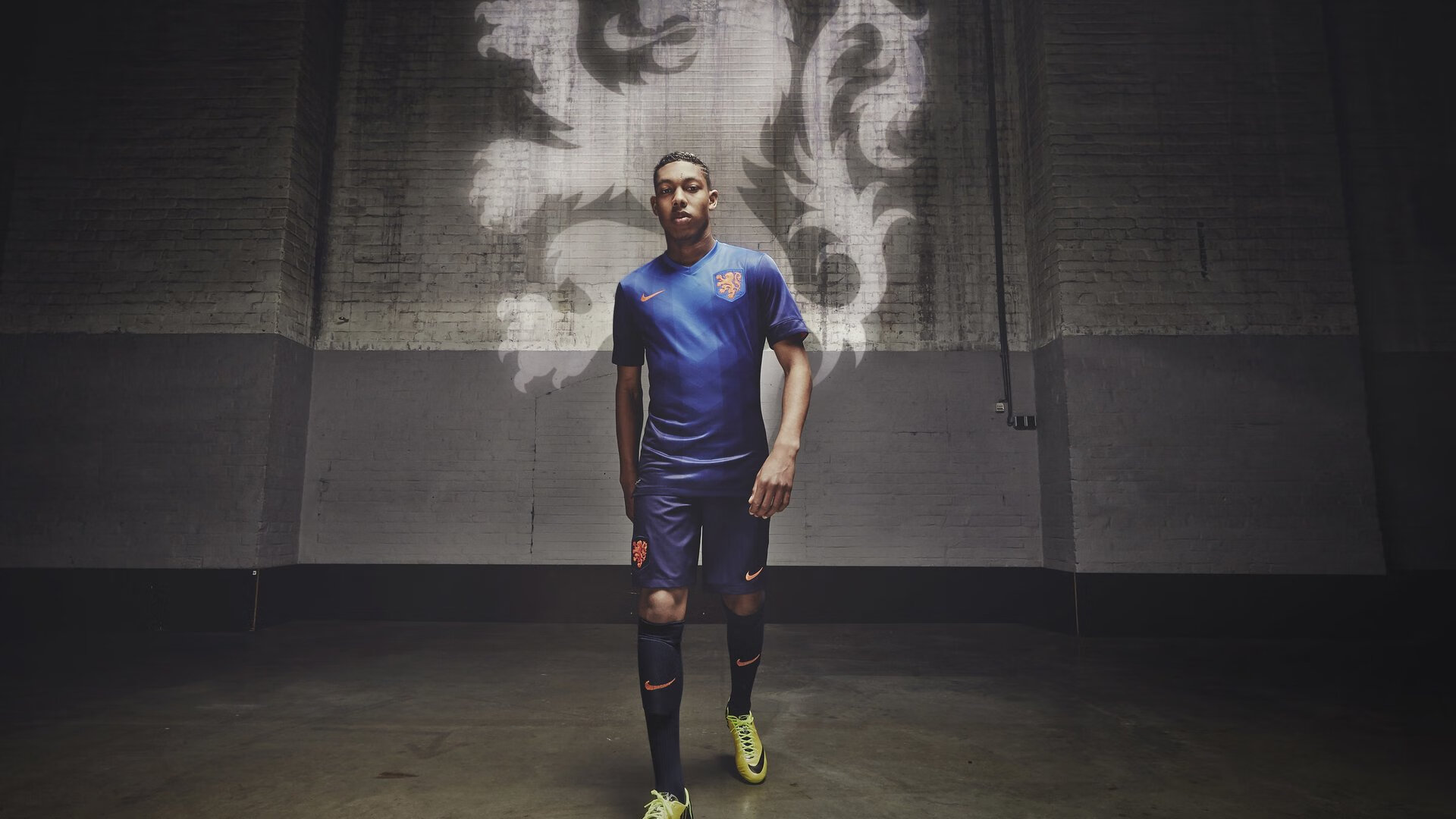 铁血防线与艺术足球的碰撞，美加墨世界杯焦点战前瞻，皇家社会如何封锁巴萨？